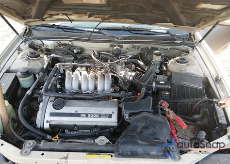 1995 Nissan Maxima Gle/Gxe/Se z USA, uszkodzony, nr VIN JN1CA21D8ST007399